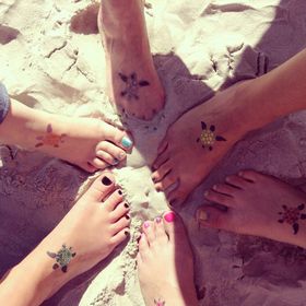 julie reeves feet 4