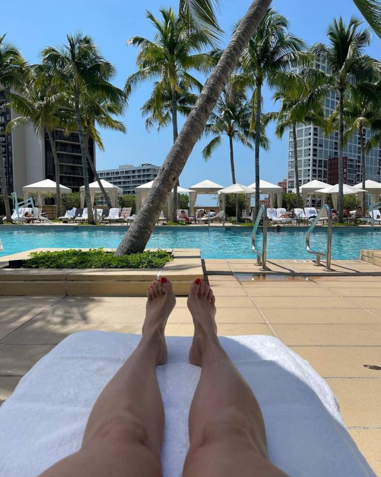 julie roberts feet 1