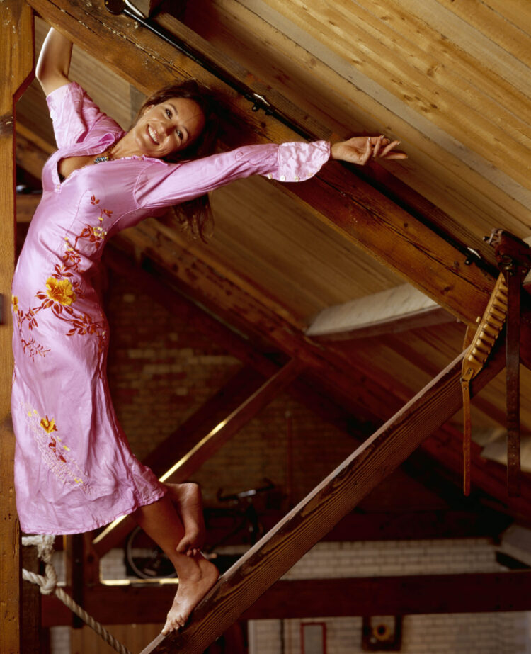 juliet aubrey feet 1 scaled