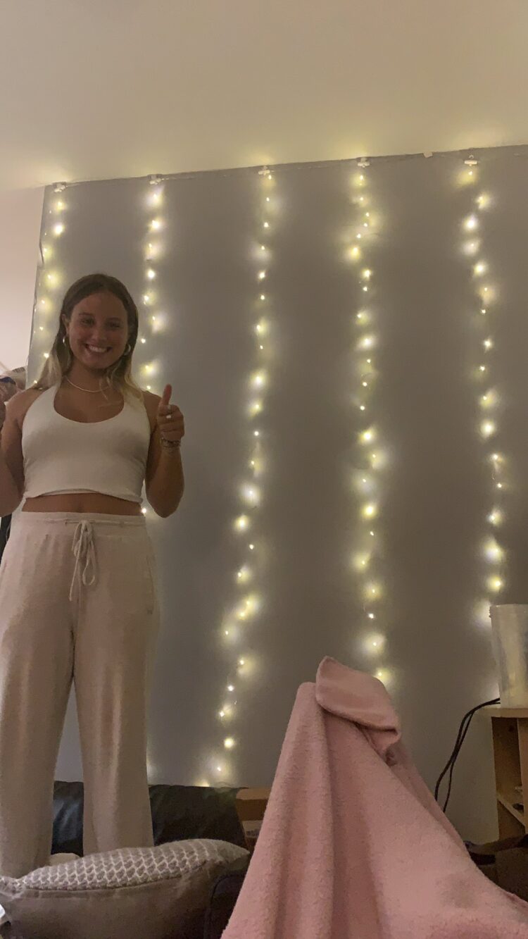 juliette willis feet