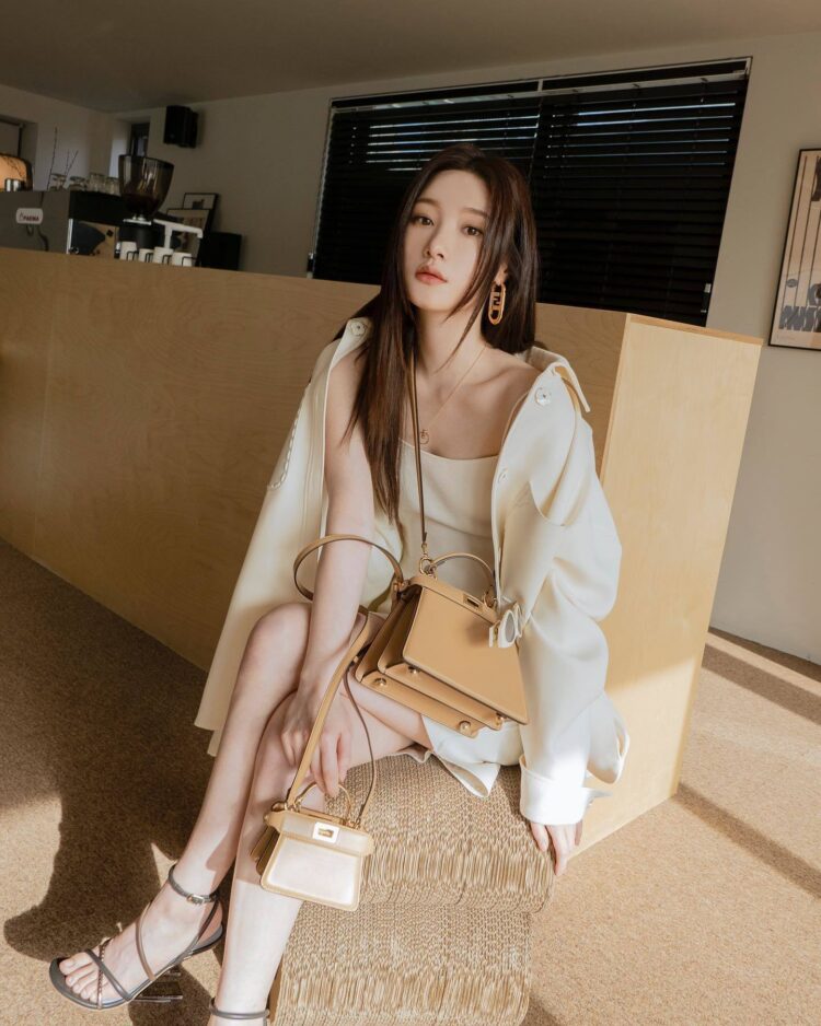 jung chae yul feet 3