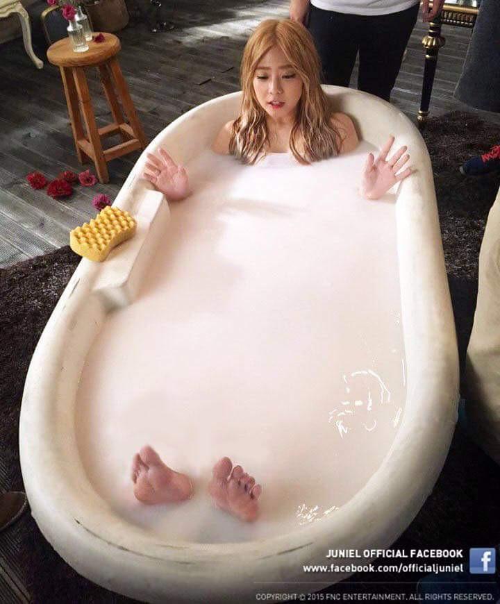 juniel feet 3