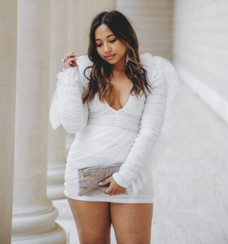 justina long am feet 5