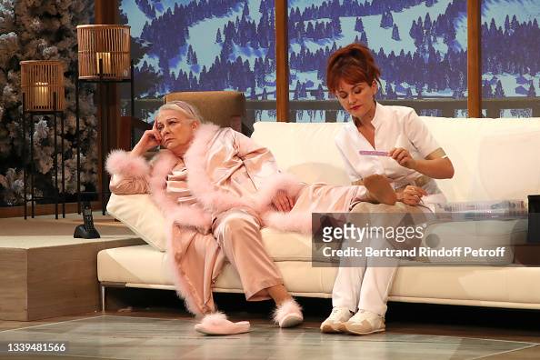 justine le pottier feet 5