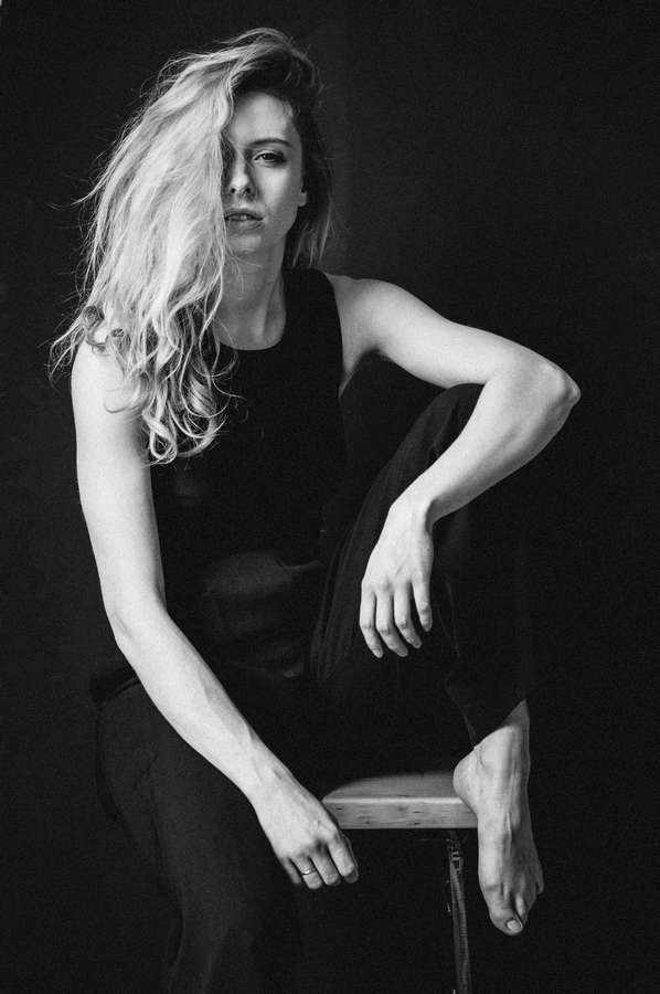 justine nelson feet 5