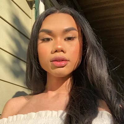 juwan gutierrez feet 3