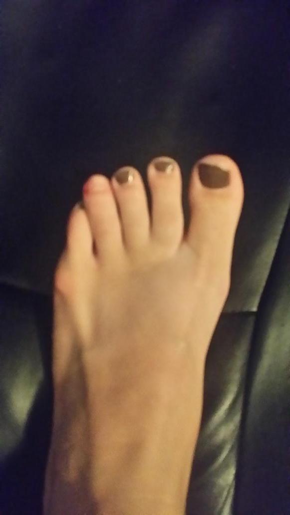 kaceytron feet