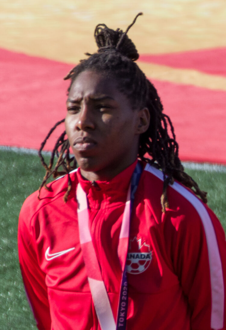 kadeisha buchanan feet 5