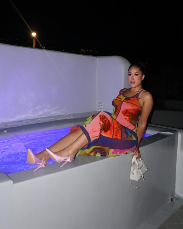 kaela tucker feet