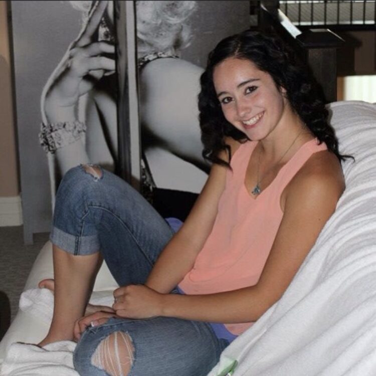 kaetlyn osmond feet 5