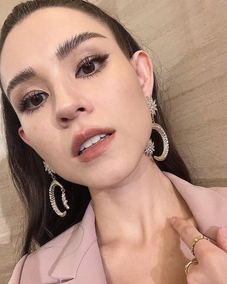 kaewsai crystal feet 5