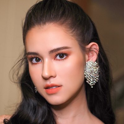 kaewsai crystal feet 6