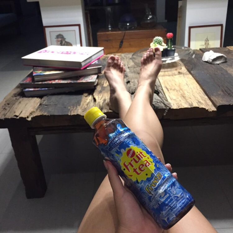 kaila estrada feet 4