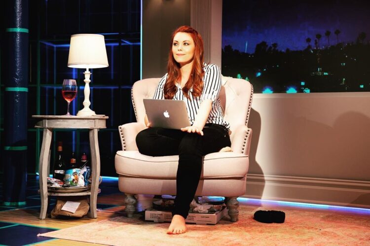 kaitlyn black feet 4