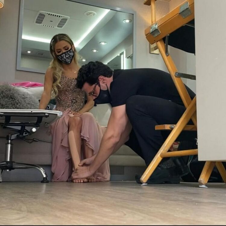 kaitlyn bristowe feet 6