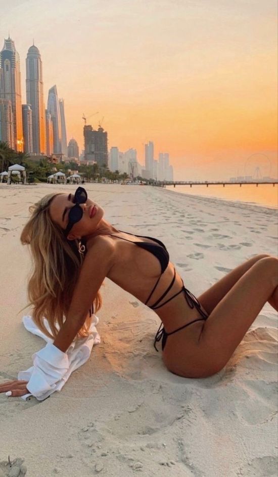 kaitlyn gupton feet 6