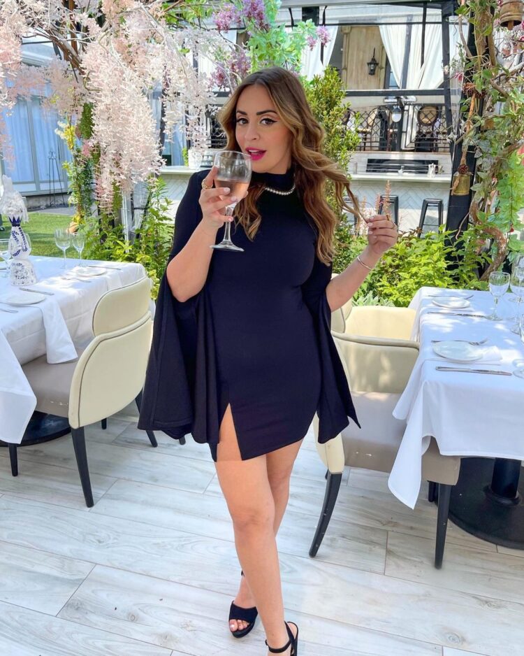 kaitlyn herman feet 5