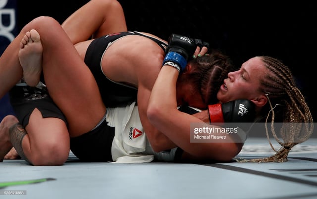 kaitlyn johnson feet 6