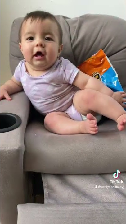 kaitlynandbaby feet 1