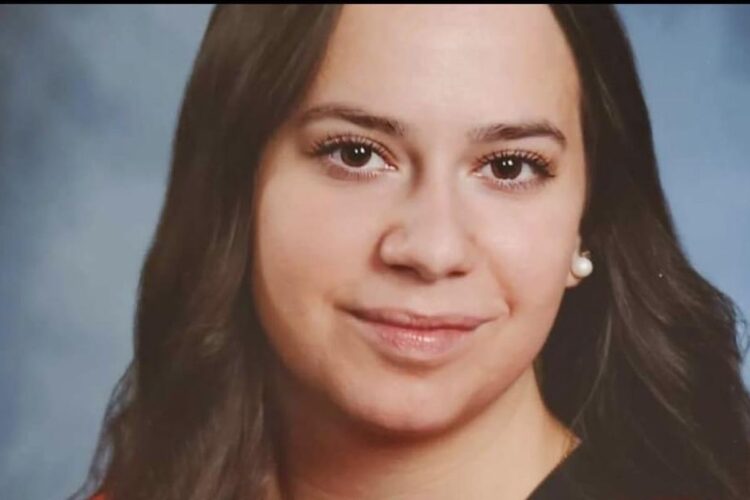 kaitlynn anderson feet 3