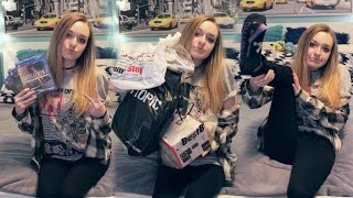 kaityboosaysdie feet 2