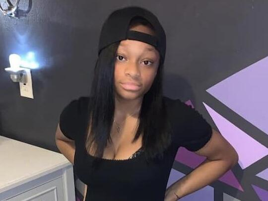 kalecia williams feet 5