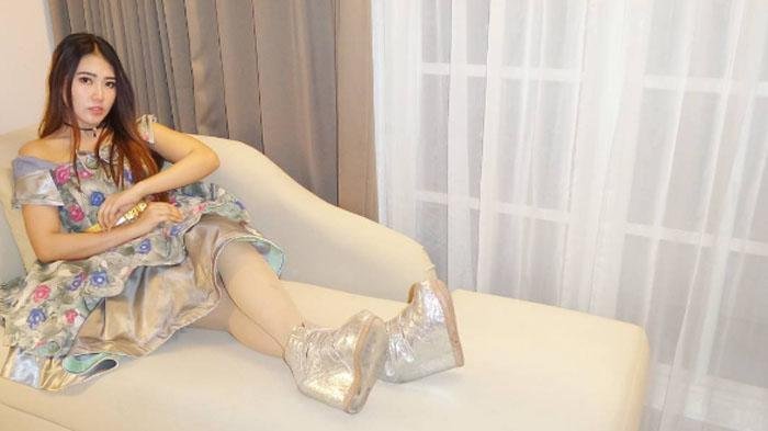 kalina oktarani feet 6