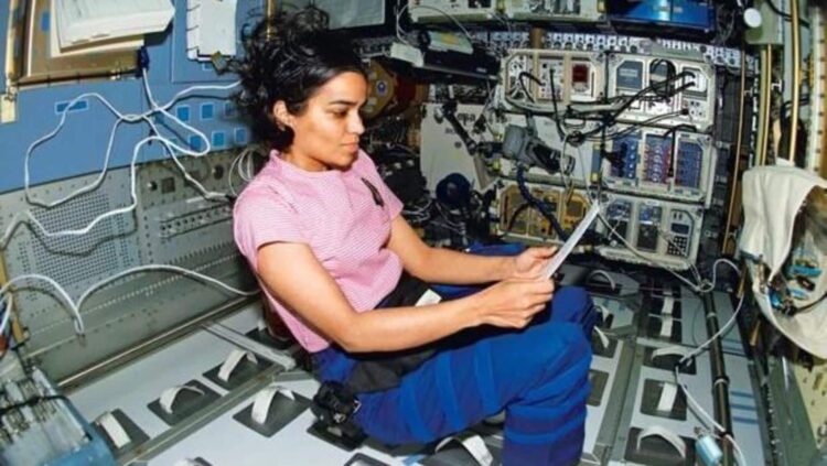 kalpana chawla feet