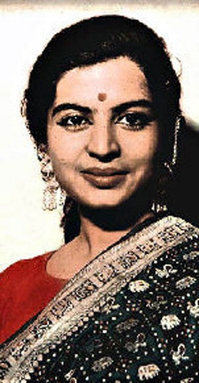 kalpana kartik feet 6