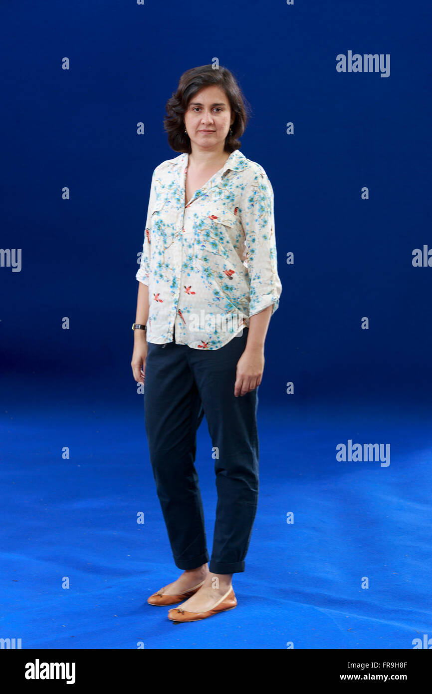 kamila shamsie feet 2