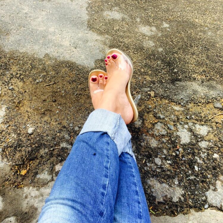 kamila simioni feet 1