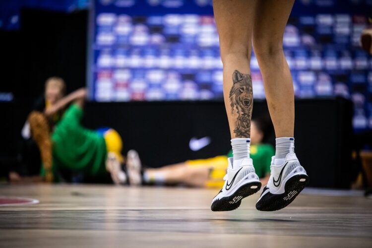 kamilla teixeira feet 2