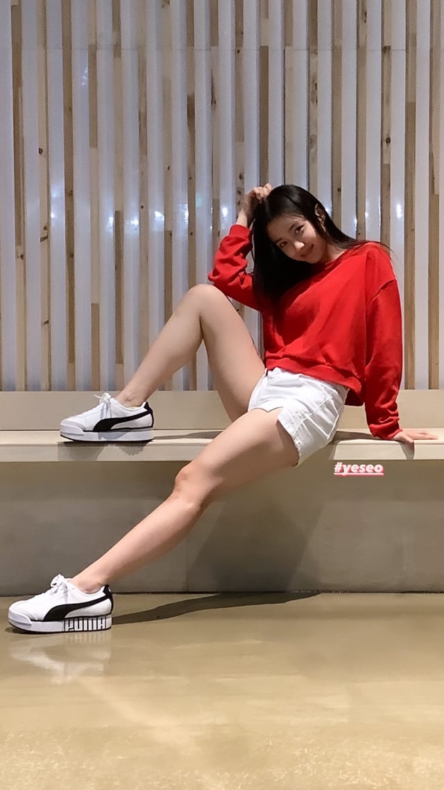 kang yeseo feet 3