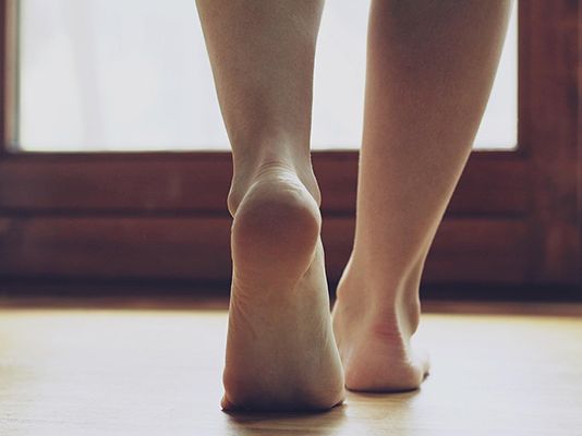 kaniya harden feet 3