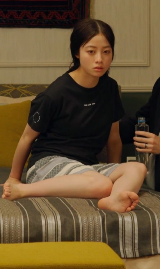 kanna hashimoto feet