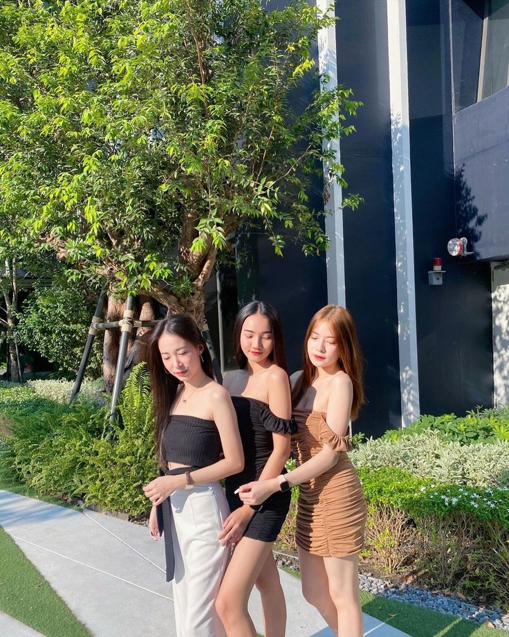 kanokporn sripakdee feet 3