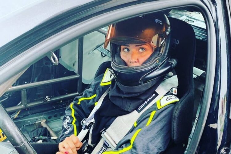 karah behrend feet 2