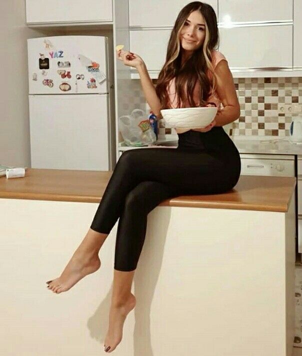 kardeniz kilic feet 5