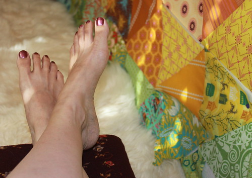 karen burnett feet