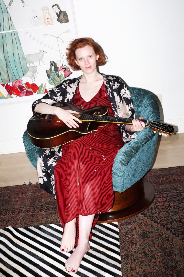 karen elson feet 1 scaled