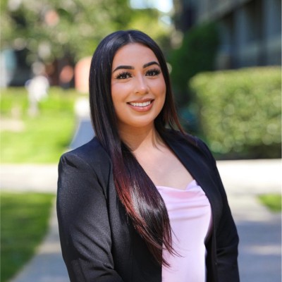 karen estrada feet 5