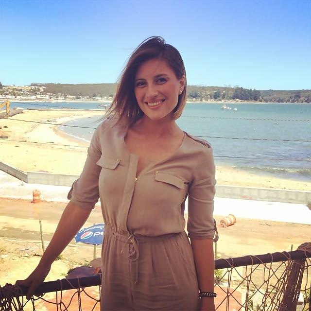 karen liecelotte bejarano flores feet