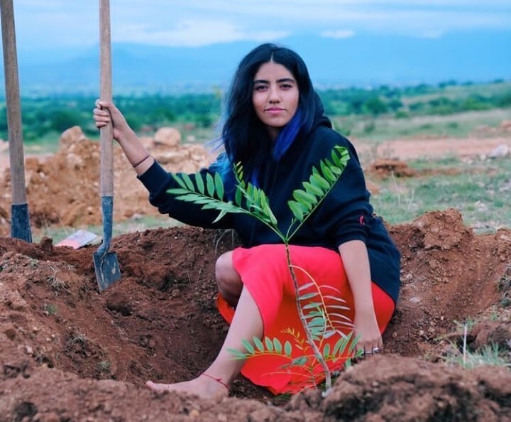 karen polinesia feet 5