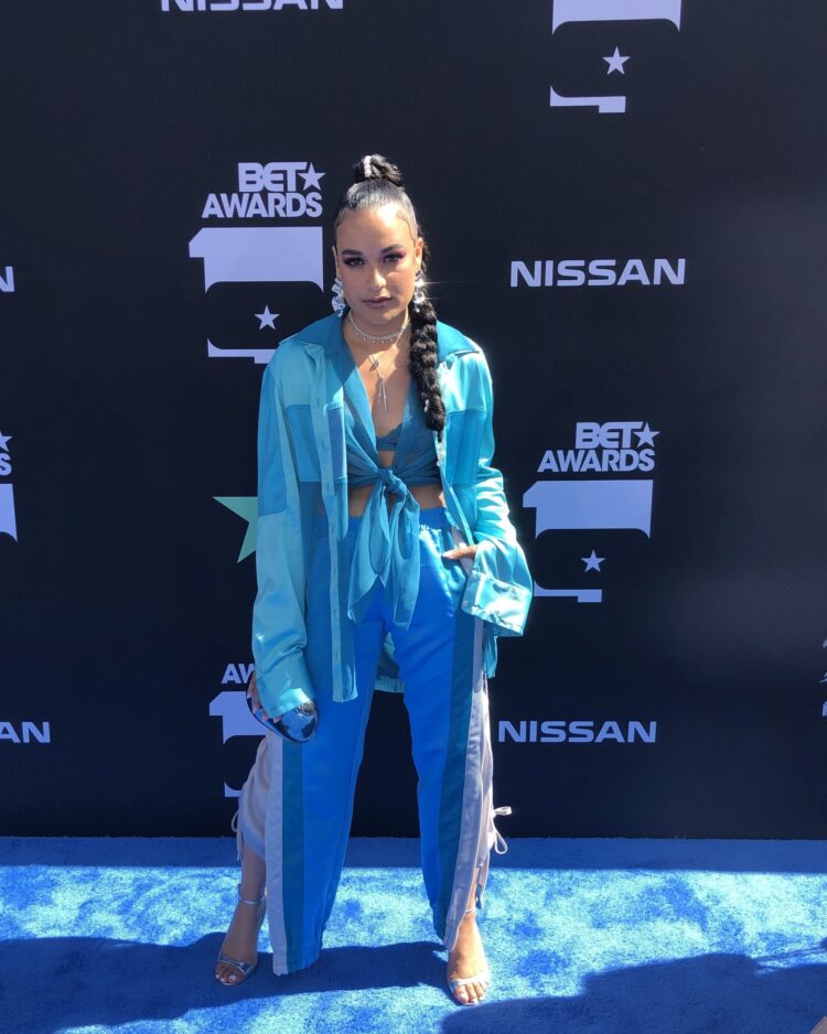 karena evans feet 4 scaled