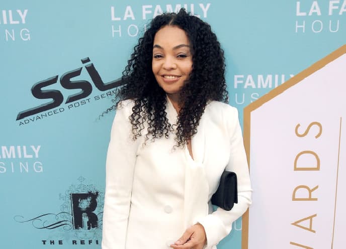 karima jackson feet 4