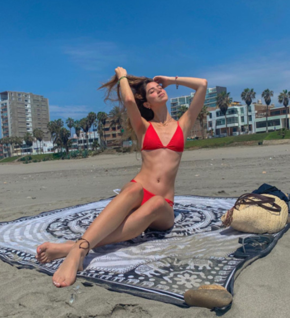 karime scander feet 1