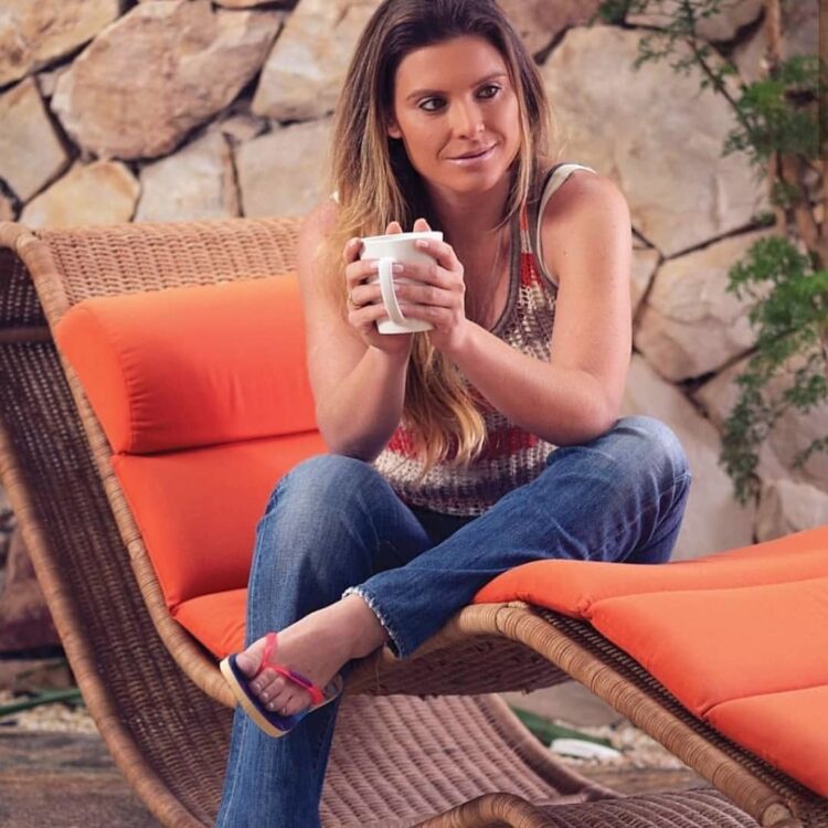 karina oliani feet 3