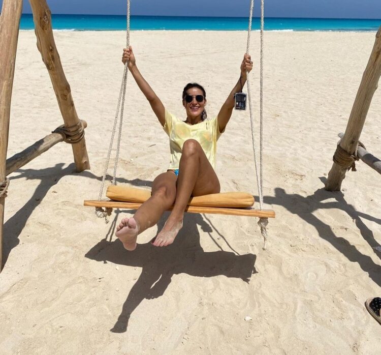 karina velasquez feet 3