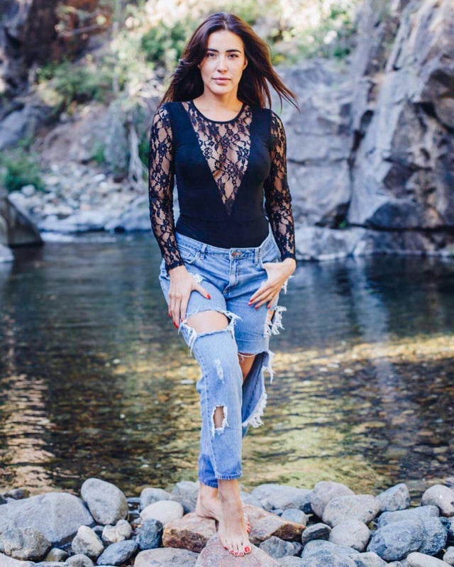 karina velasquez feet 6