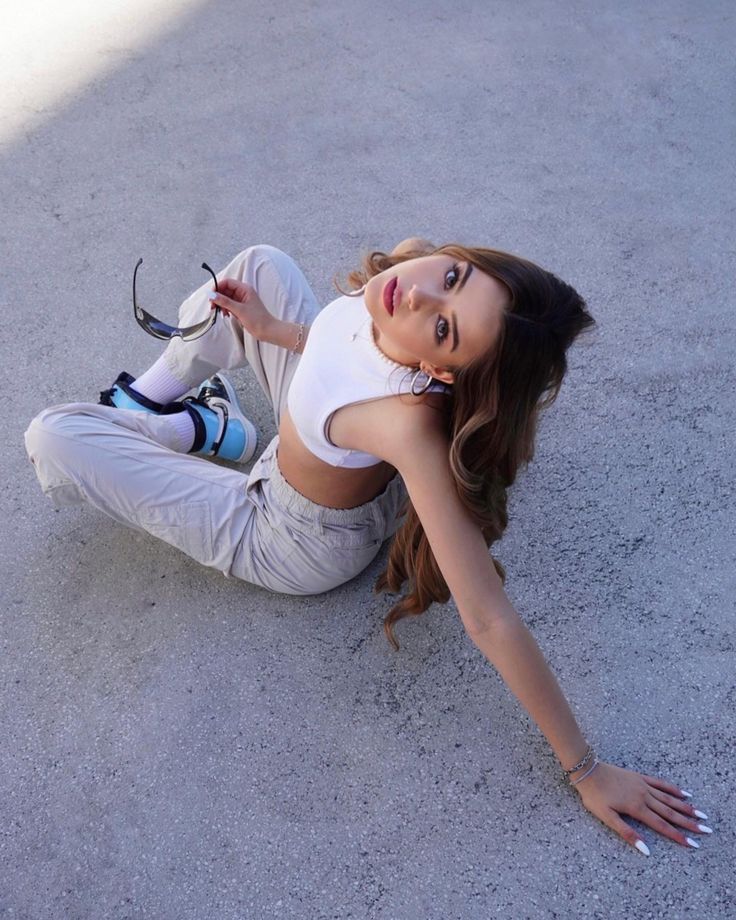 karlotta.nila feet 3